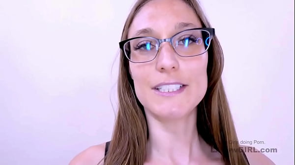 Charming brunette bombshell gets tight pussy cream-pied in studio  