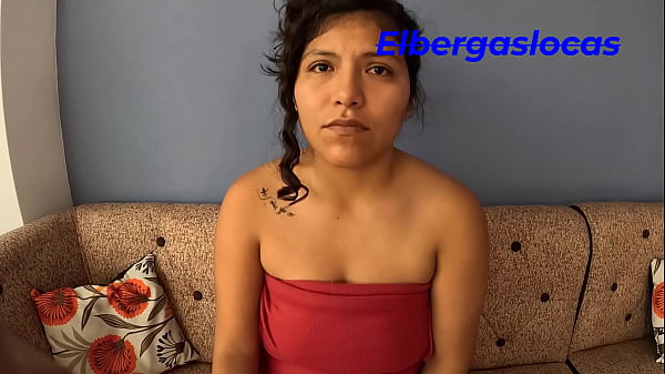 Me paga la renta con su cuerpo, me la follo y me empezo a pagar con su cuerpo a partir de ese entonces.  