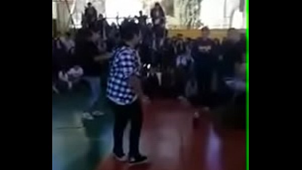 Una &ntilde;ata es v. por un negro 