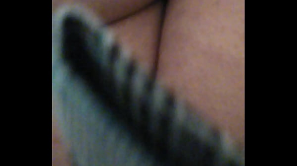 Bajo falda en la fila 2