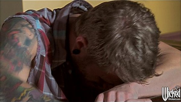 Sex starved brunette Alektra Blue has rough-sex in a back alley