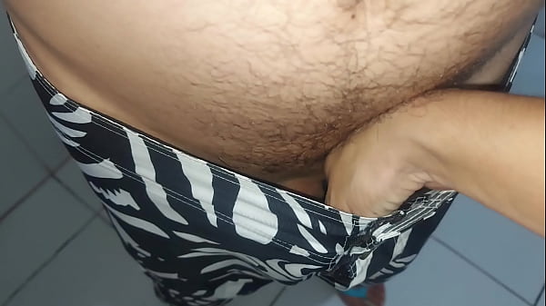My cuckold told me to go to the bathroom to suck his friend, bastard came super fast Kasallpimenta 