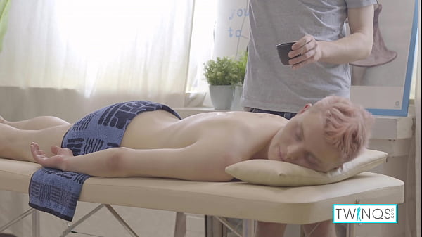 Punkish bottom, Oliver V, won't pay his red-hot masseur Michael P until he ends the massage with a butt pounding session! Watch these twinks fuck to orgasm! Full Videos & More only at TwinQs.com! 