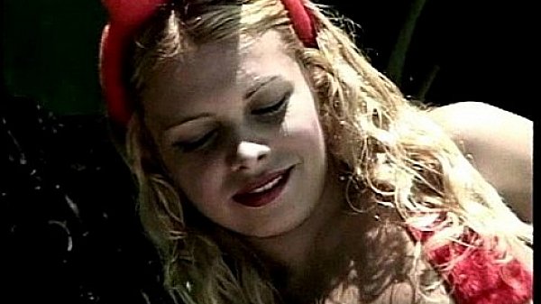 Shemale nailed tight gay ass at outdoor