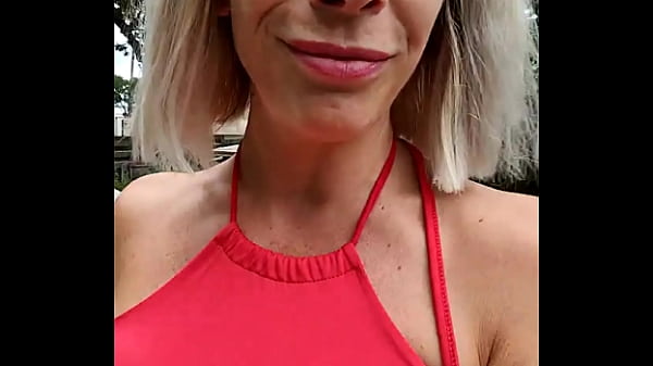 Lancemement de la SAISON 3 FAMILY HOLIDAY dans ce premier &eacute;pisode. Je d&eacute;couvre...