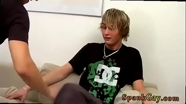 Porno emo gay twinks movie A Well Deserved Spank & Suck!