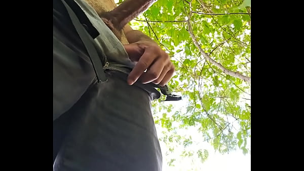 Punheta &aacute;rea publica de Ribeir&atilde;o Preto sexo anal quero meter acompanhate 