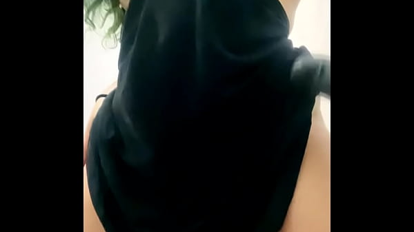 Mature bitch records herself for me