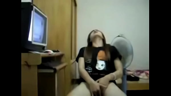 Thai teen masterbestion