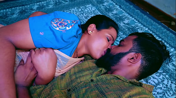 Hot desi couple excited for the early morning romance