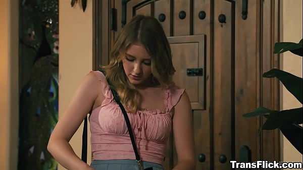 Melody Marks gets SHOCKED to see her neighbor