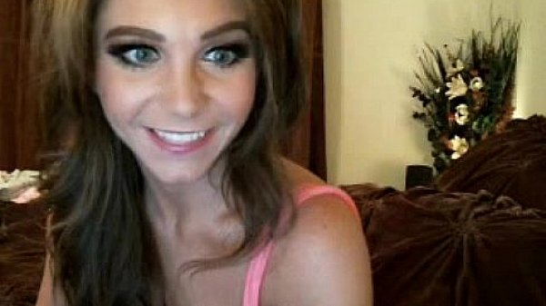 Hermosa Camgirl Alexa Seven chateando