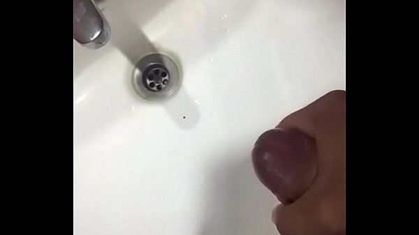 No puede dejar de pensar en como le chupo la pija