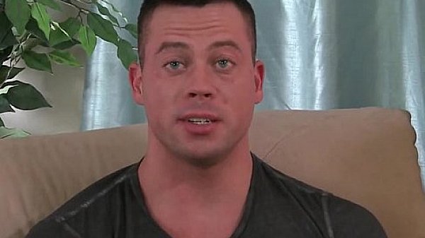 Straight super hot muscle boy with HUGE thighs gets first gay blowjob.