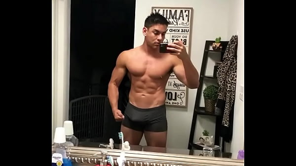 Testando poses de pau duro