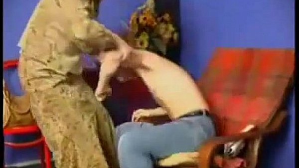 Russian Amateur Mom Goes Wild 02  