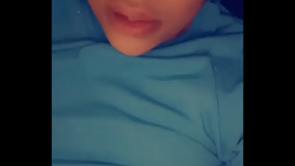 Rican Reka Loves To Be A Tease