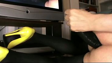 a giant anal toy 5  