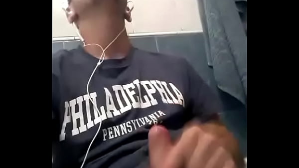 Hetero Argentino enga&ntilde;ado  por whatsapp