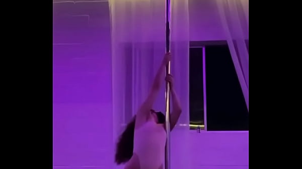 Lil dance for sum dick