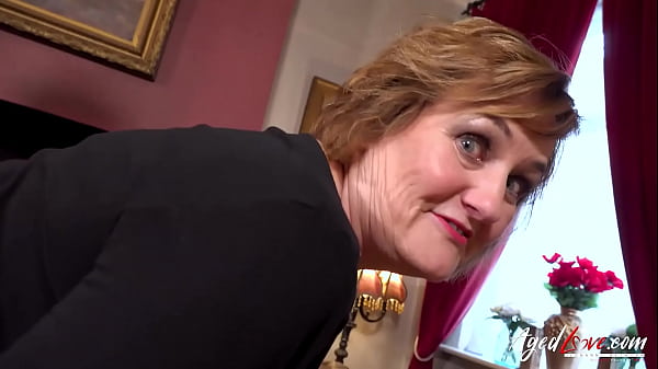 AGED LOVE Tattooed Nicole Du Papilon and her labia love a big dick  