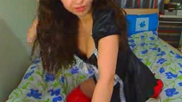 Sexy brunette anal dildo fuck on cam