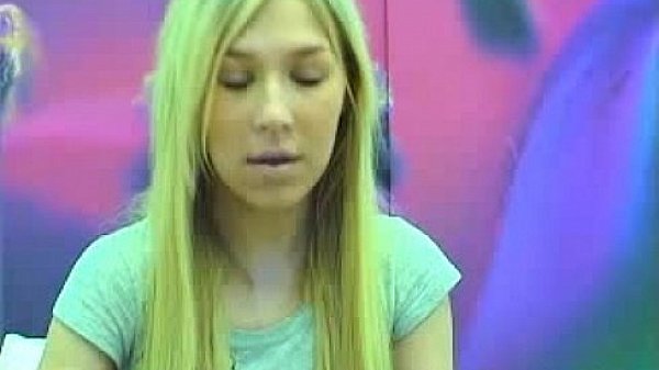 Cute Blonde Webcam Girl