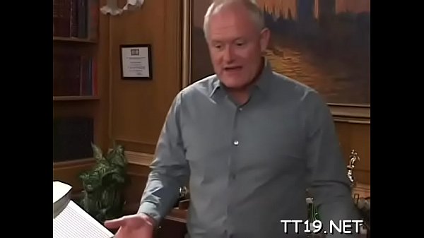 Cutie's pierced fur pie screwed  