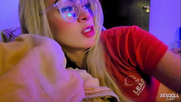 REAL SEX WITH A 19 YEAR OLD GIRL IN THE BEDROOM  