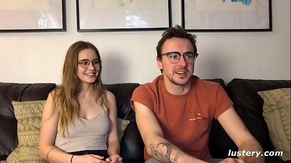 Hardcore Homemade Sex on the Couch