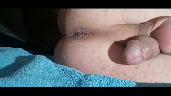 Ela adora esse brinquedo no cu