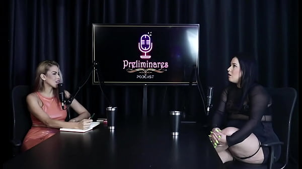 Tinha um relacionamento esquisito e uma humilha&ccedil;&atilde;o, e teve problema com criador que desmarcou por ela ser gordinha, uma BBW, e seus fetiches... - Pri Melancia (SHEER/RED)