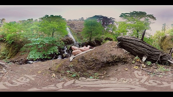 Nice breasted amateur brunette milf from Yanks Tasty Luscious punishing her delicious muff outdoors in this hot VR video  