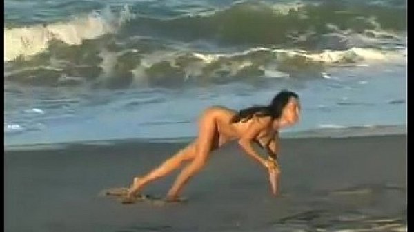 Nude Beach Yoga.avi