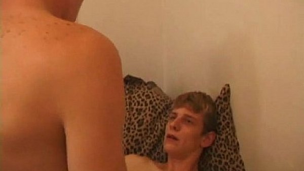 Straight amateur punks buttfucking each other 