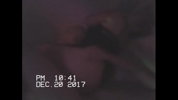 Grabando a mi novia con luces de discoteca