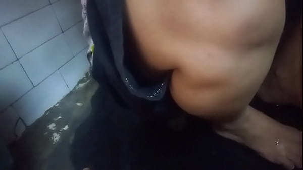 Randi bhabhi showing her big boobs and ass she need big cock in boobs  