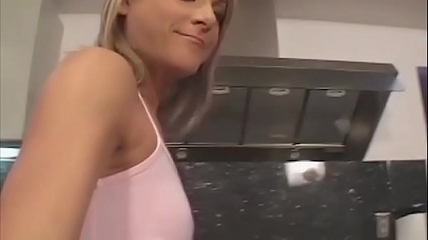 Il vient rendre visite &agrave; la voisine - peu apr&egrave;s que vous l'entendiez g&eacute;mir ..