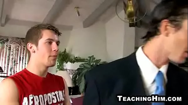 Horny pornstar Danny Brooks sucks and tugs a cocklancarr 1024 1 