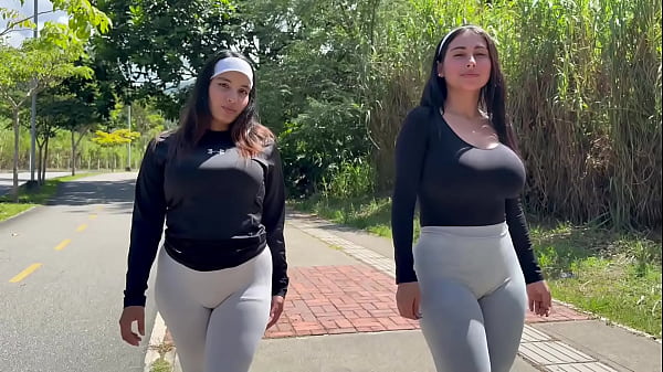 EL NOVIO DE MI AMIGA NOS FOLLA EL CULO!