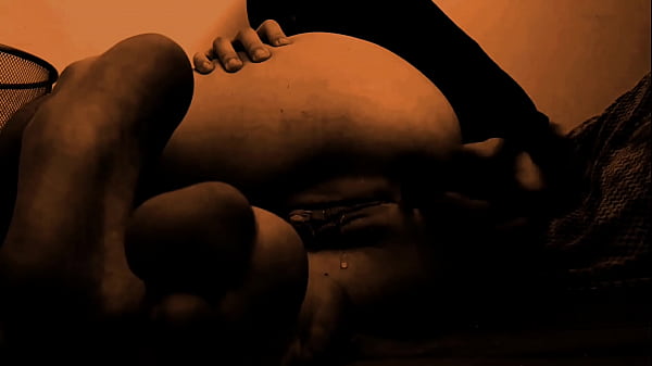 Anal pleasure solo girl  