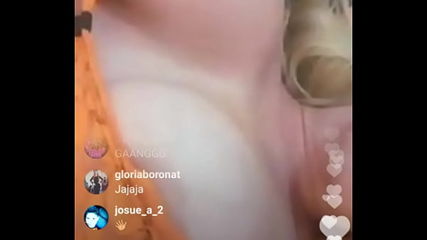 Ense&ntilde;a las tetas