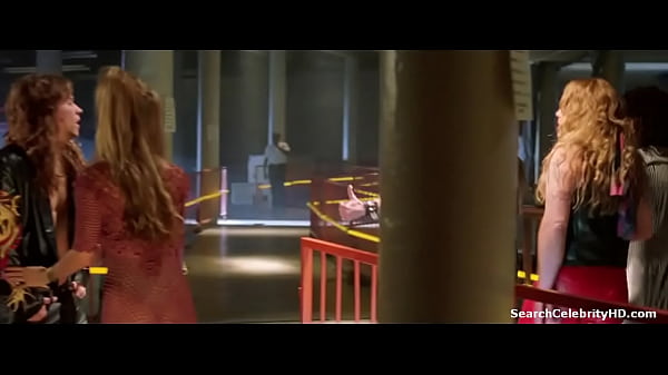 Jennifer Aniston in Rock Star 2001