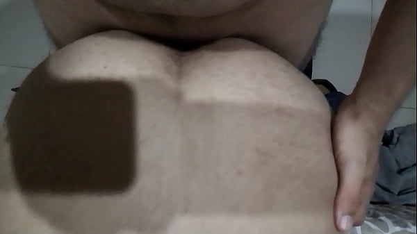 Pasivo tragando verga  