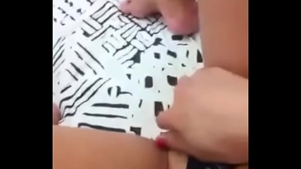 Me chamando pra fuder ela