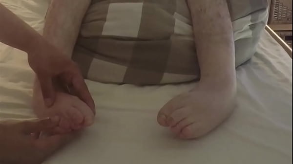 Young devotee niece films and pleasures her handicapped uncle 