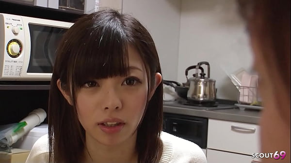 Petite Small Tits Japanese Girl 18 seduce to Creampie Defloration Sex by older Guy in Uncensored JAV Porn