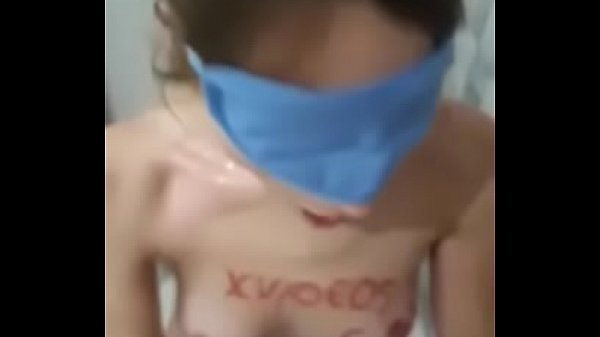 Meandola en la ducha  