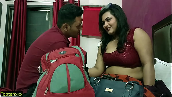 Beautiful English Madam Sex at tution time! Reality Sex 