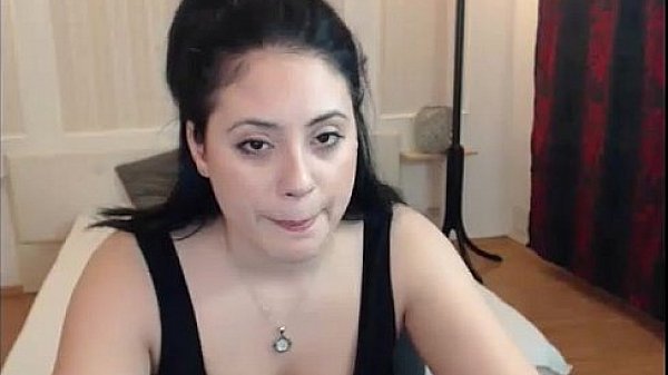 Celebrity Live show on cam .Mp4 1